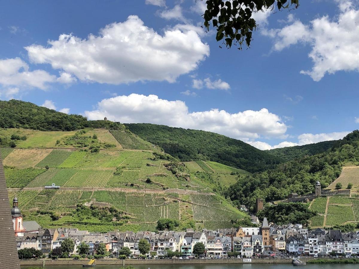 Ferienhaus Moselpromenade Zell an der Mosel Exterior photo
